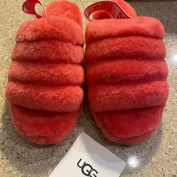 UGG Shoes - Hot pink Ugg Slippers